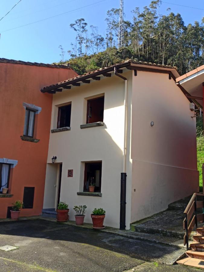 Ereba, Casa En Nueva A 3 Km De La Playa Ca-33-as Holiday home